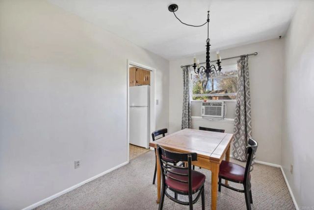 1124 E Campus Way, Hemet, CA 92543