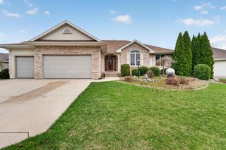 609 Meadowbrook Lane, Waunakee, WI 53597