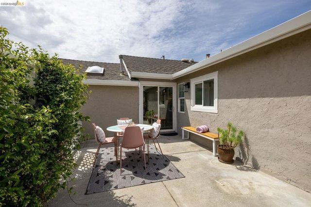 1240 Kelly Ave, San Leandro, CA 94577