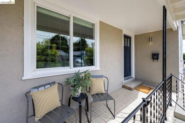 1240 Kelly Ave, San Leandro, CA 94577