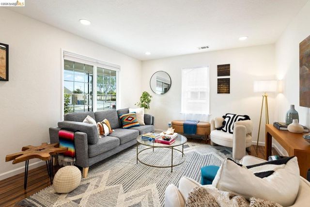 1240 Kelly Ave, San Leandro, CA 94577
