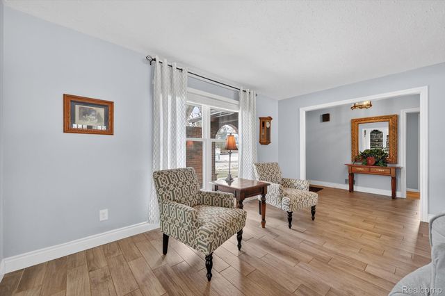 5397 Sutton Place, Grand Blanc Charter Township, MI 48439