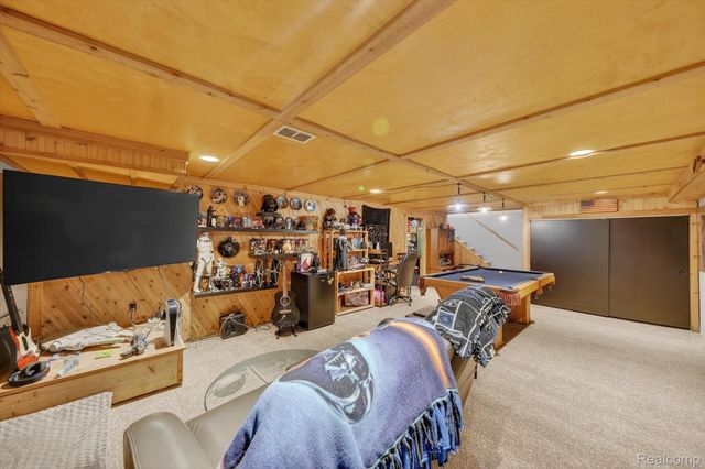 5397 Sutton Place, Grand Blanc Charter Township, MI 48439