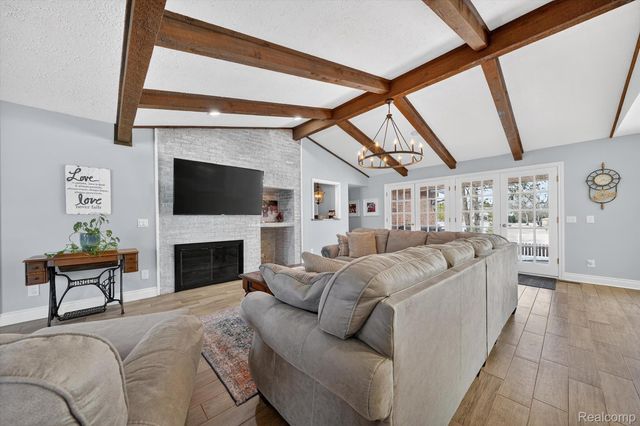 5397 Sutton Place, Grand Blanc Charter Township, MI 48439