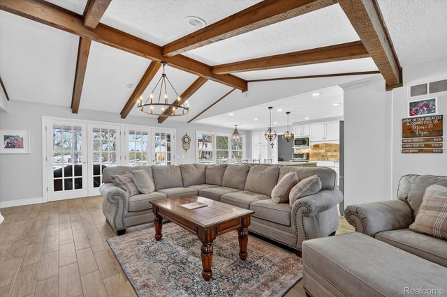 5397 Sutton Place, Grand Blanc Charter Township, MI 48439