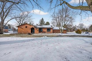 5397 Sutton Place, Grand Blanc Charter Township, MI 48439