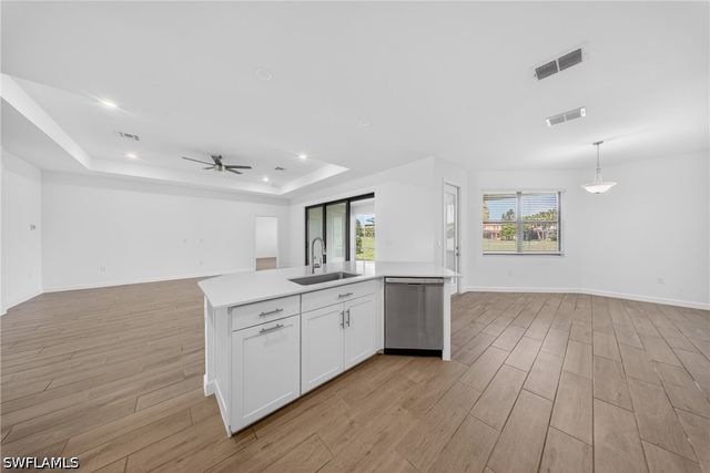 1388 Birdie DR, Naples, FL 34120