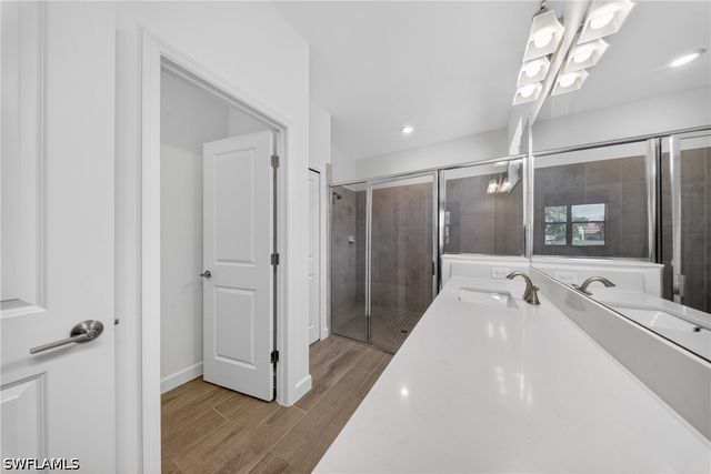 1388 Birdie DR, Naples, FL 34120