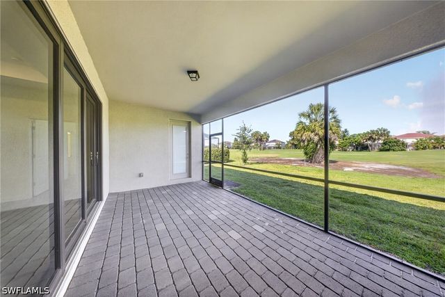 1388 Birdie DR, Naples, FL 34120