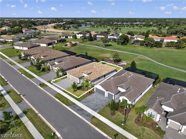 1388 Birdie DR, Naples, FL 34120