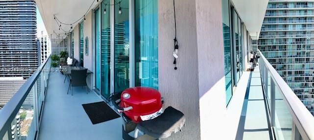 1111 SW 1st Avenue 3225, Miami, FL 33130