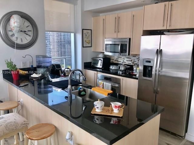 1111 SW 1st Avenue 3225, Miami, FL 33130