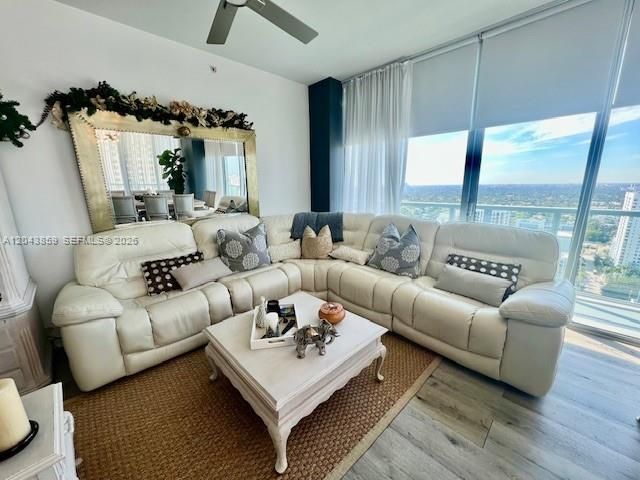 1111 SW 1st Avenue 3225, Miami, FL 33130