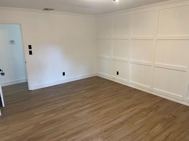 28 Madrid Lane, Davie, FL 33324