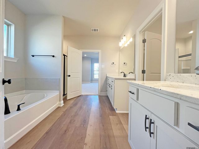 23175 Waterbuck Lake Ct, Denham Springs, LA 70726