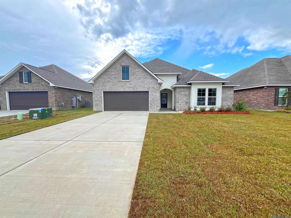 23175 Waterbuck Lake Ct, Denham Springs, LA 70726