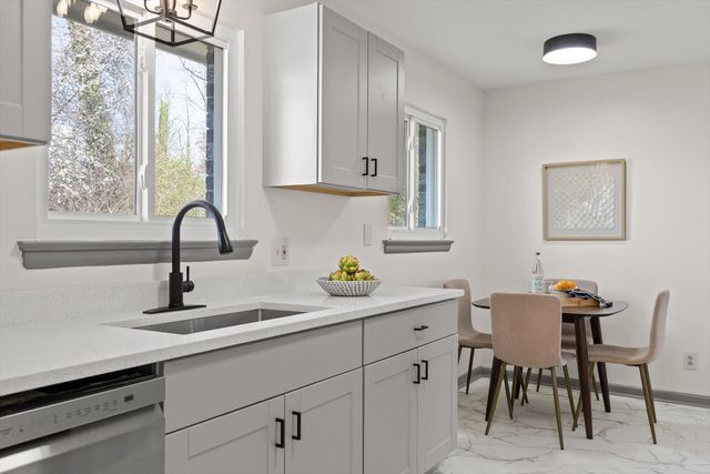 2301 Arroyo Drive, Chattanooga, TN 37421