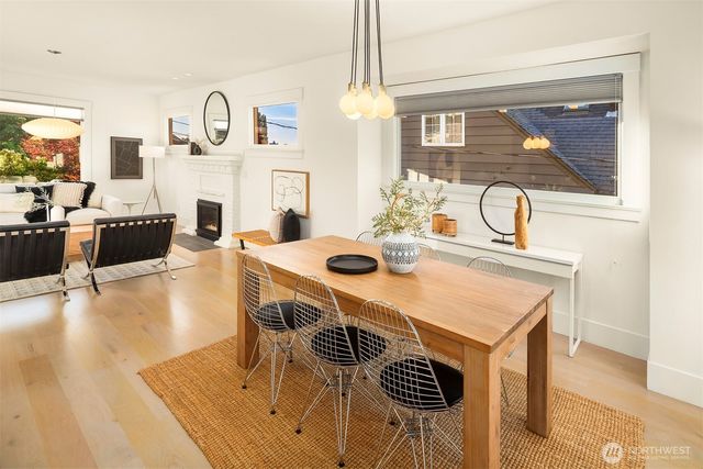 2612 1st Avenue N, Seattle, WA 98109