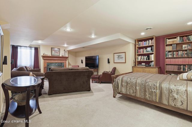 4790 E INVERNESS DR, Post Falls, ID 83854