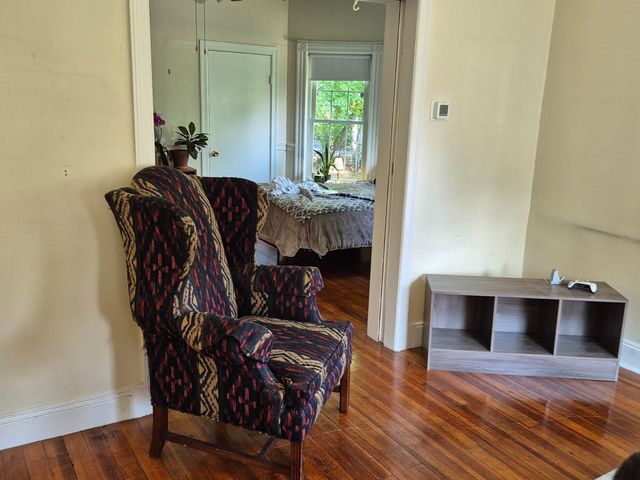 9 Grant 1, Newton, MA 02465