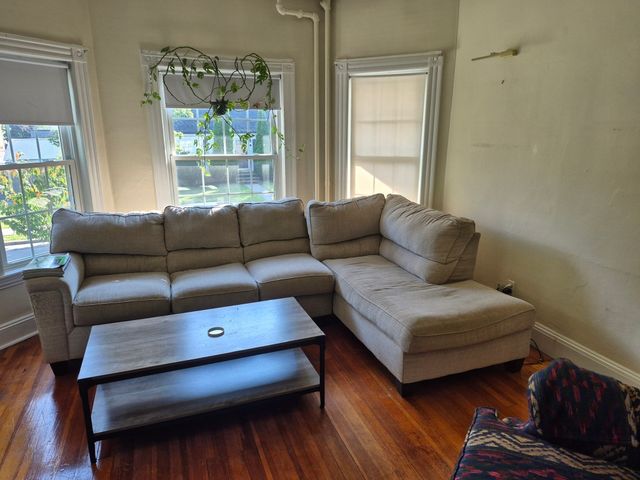 9 Grant 1, Newton, MA 02465