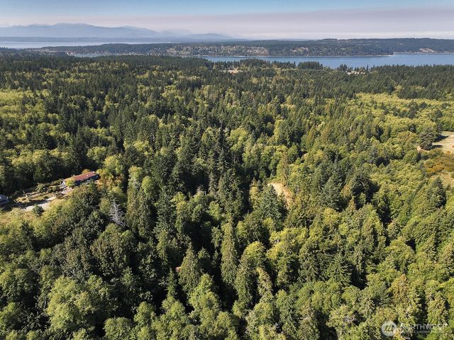 4935 Helppie Lane, Freeland, WA 98249