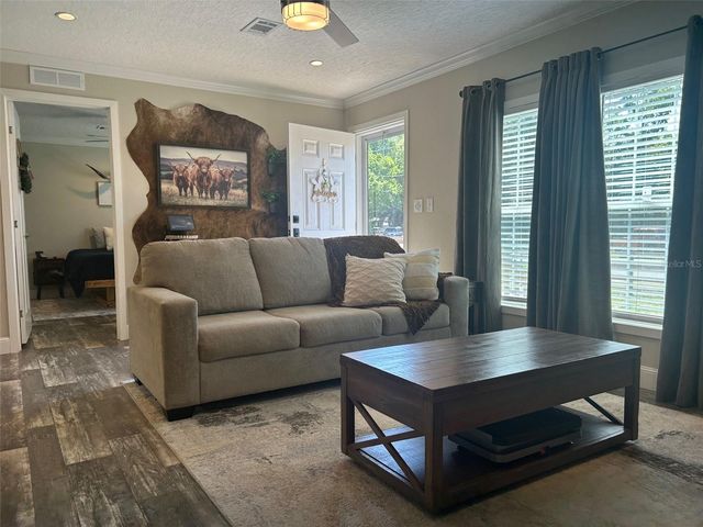 4601 OAK STREET, Fruitland Park, FL 34731