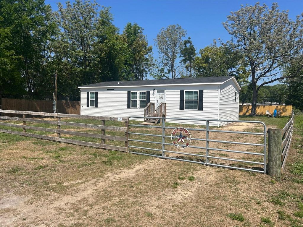 4601 OAK STREET, Fruitland Park, FL 34731