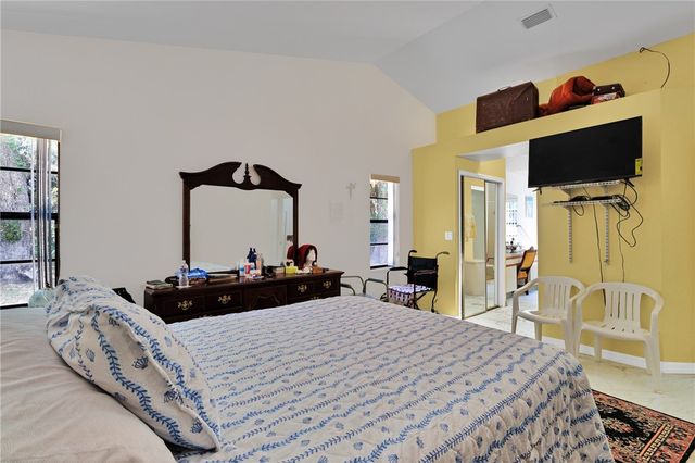 6930 41st Street, Vero Beach, FL 32967