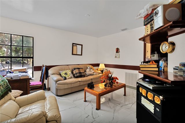 6930 41st Street, Vero Beach, FL 32967