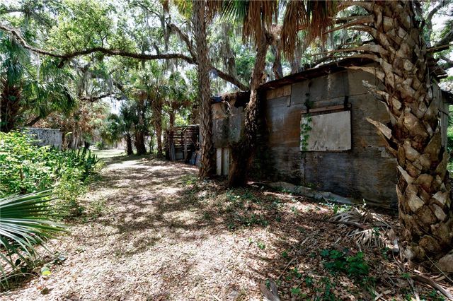 6930 41st Street, Vero Beach, FL 32967