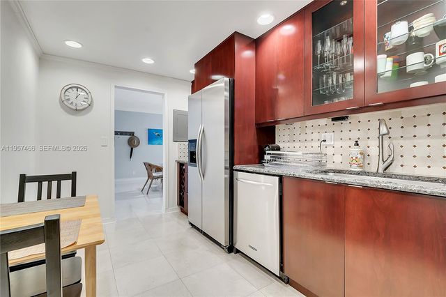 4250 Galt Ocean Dr 7D, Fort Lauderdale, FL 33308