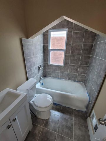 15835 Cruse Street, Detroit, MI 48227