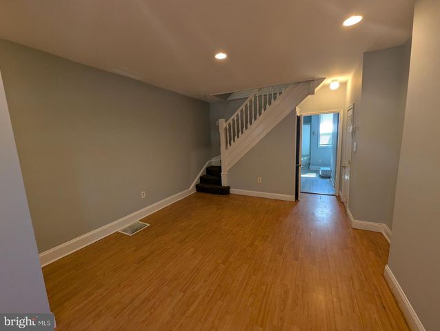 1835 N BOND ST N, Baltimore, MD 21213