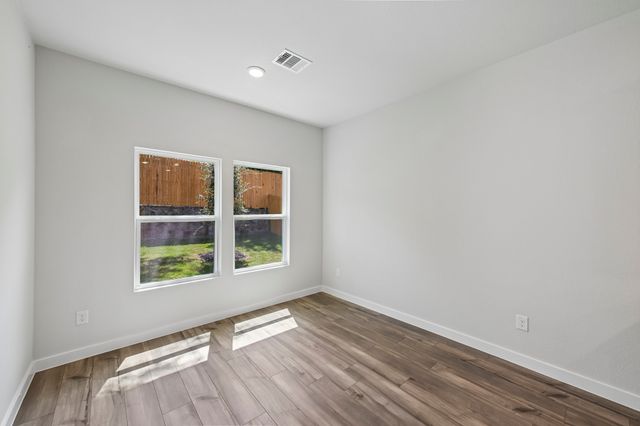 620 Durham Drive, Ferris, TX 75125
