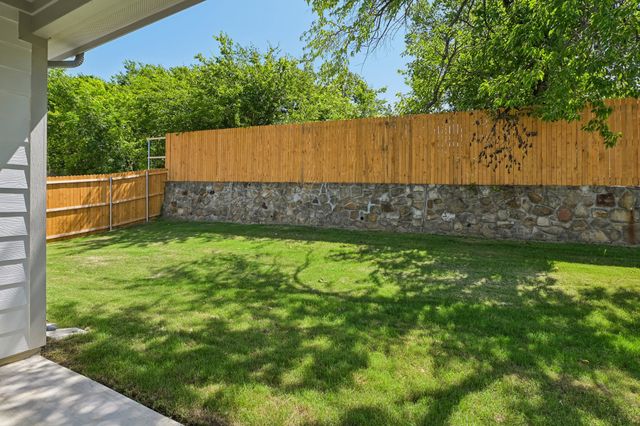 620 Durham Drive, Ferris, TX 75125