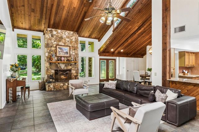 136 WISTERIA DRIVE, Longwood, FL 32779