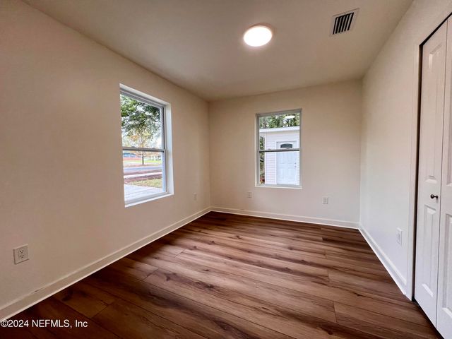 9672 SIBBALD Road, Jacksonville, FL 32208