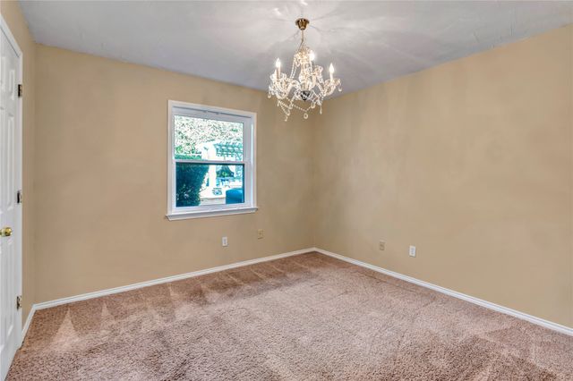 306 Woodlawn Drive, Keene, TX 76059