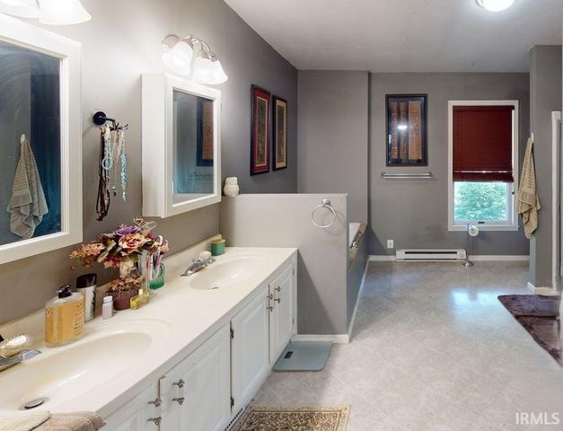 8248 N 75 west Crossroad, Monon, IN 47959