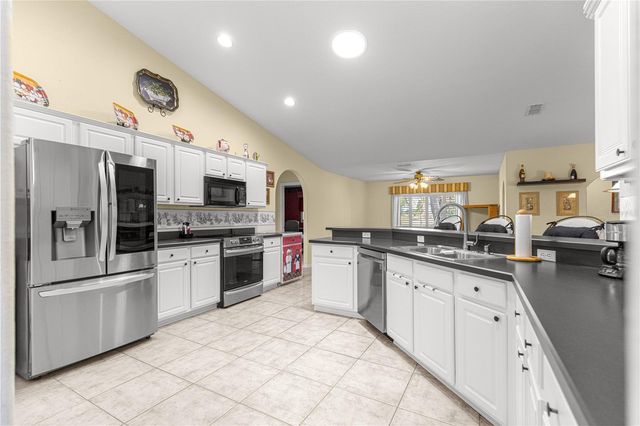 9605 SE 136TH PLACE, Summerfield, FL 34491