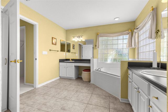 9605 SE 136TH PLACE, Summerfield, FL 34491