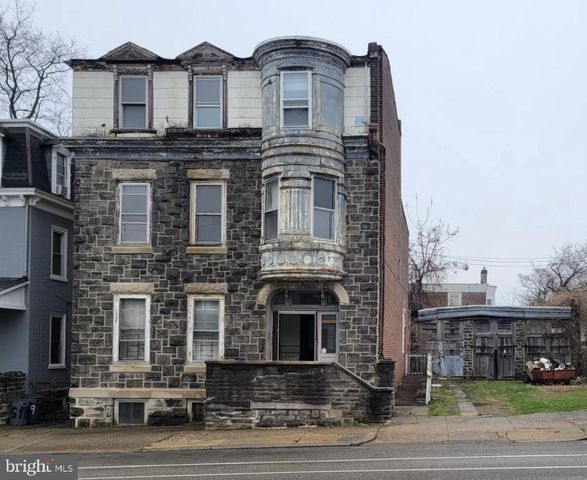 5917 N 13TH ST, Philadelphia, PA 19141