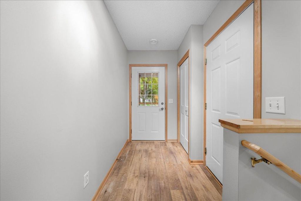 2226 Saint Johns Circle, Woodbury, MN 55129 — photo 3