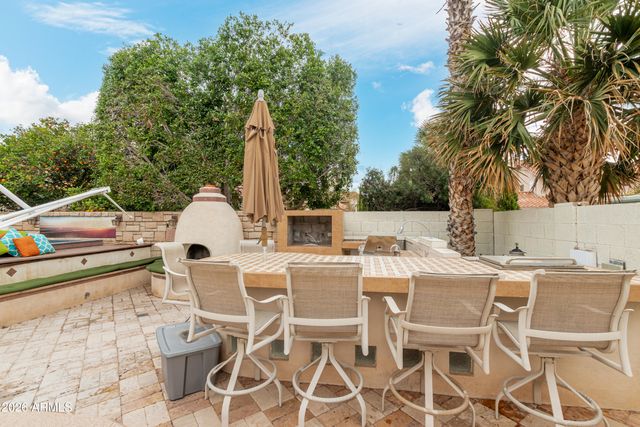 987 E DIVOT Drive, Tempe, AZ 85283