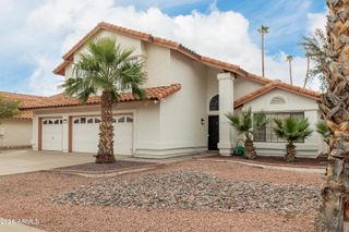 987 E DIVOT Drive, Tempe, AZ 85283