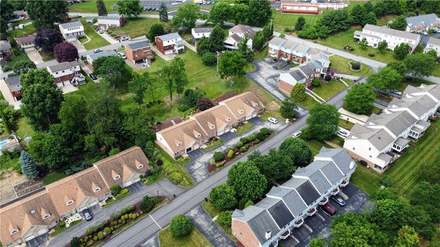 63 Hennig Dr, Whitehall, PA 15236