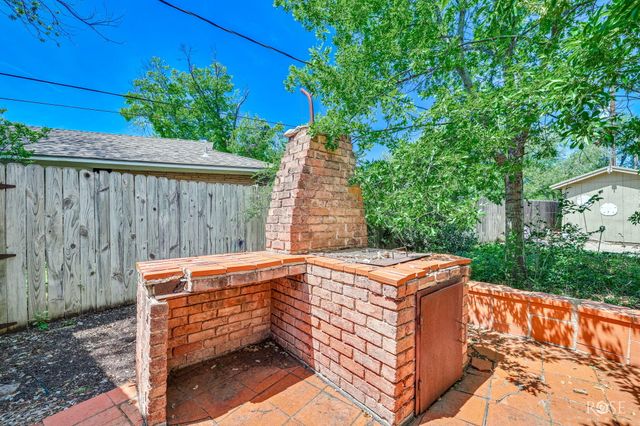 2504 Douglas Drive, San Angelo, TX 76904
