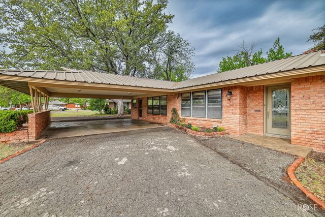 2504 Douglas Drive, San Angelo, TX 76904