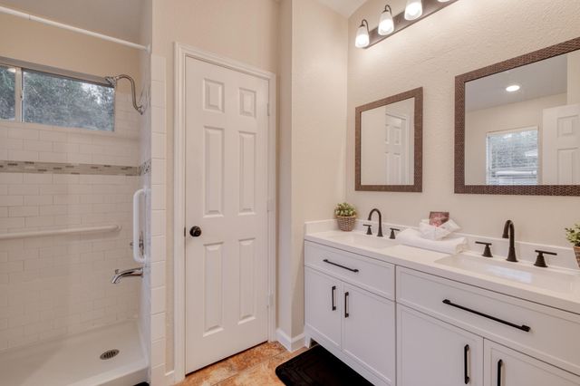 3539 Rock Shelf LN, Round Rock, TX 78681